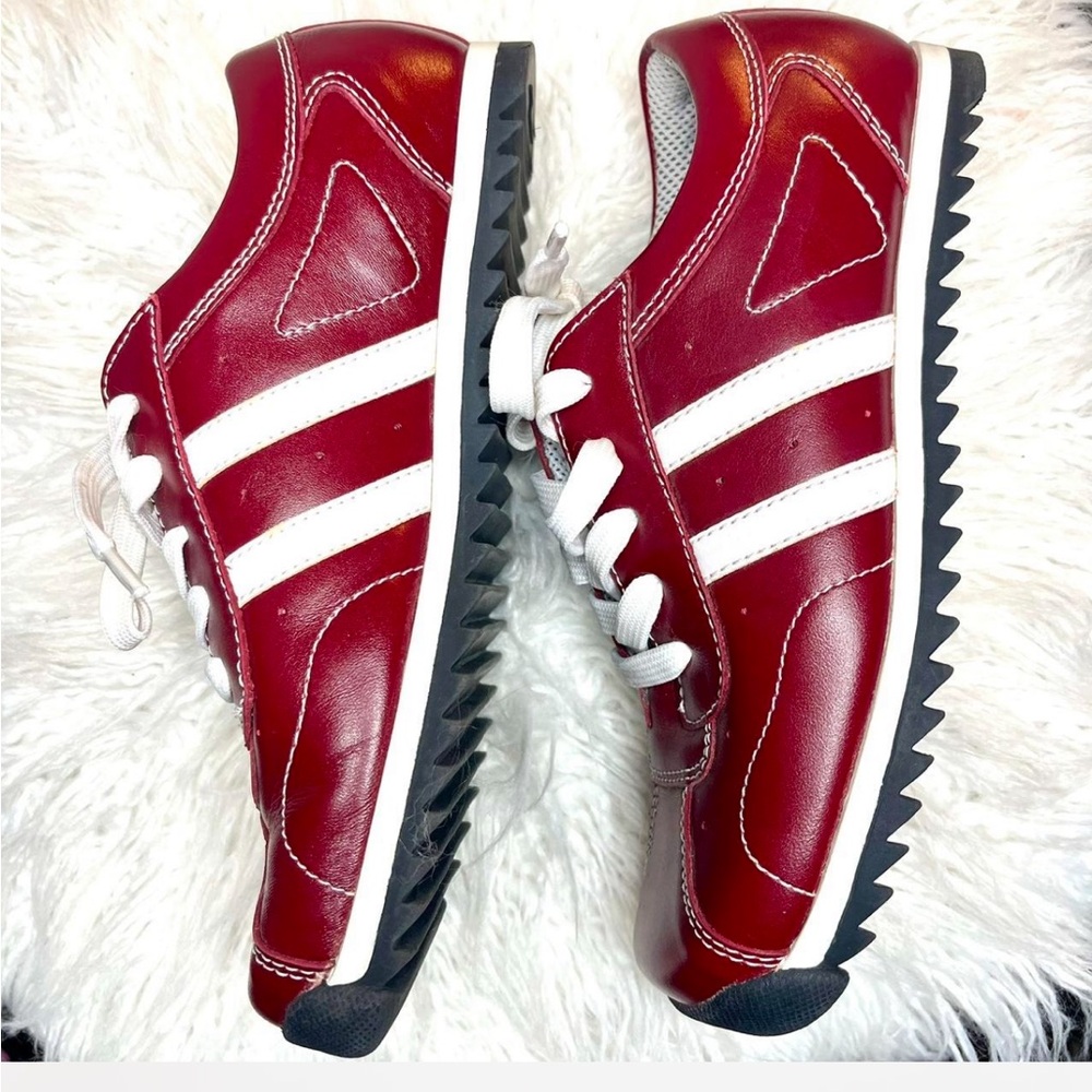 Steve Madden Sneakers—size 7 (leather upper)

Retro style